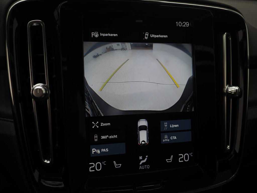 Volvo XC40 1.5 T5 Plug-in hybrid Ultimate Dark 80