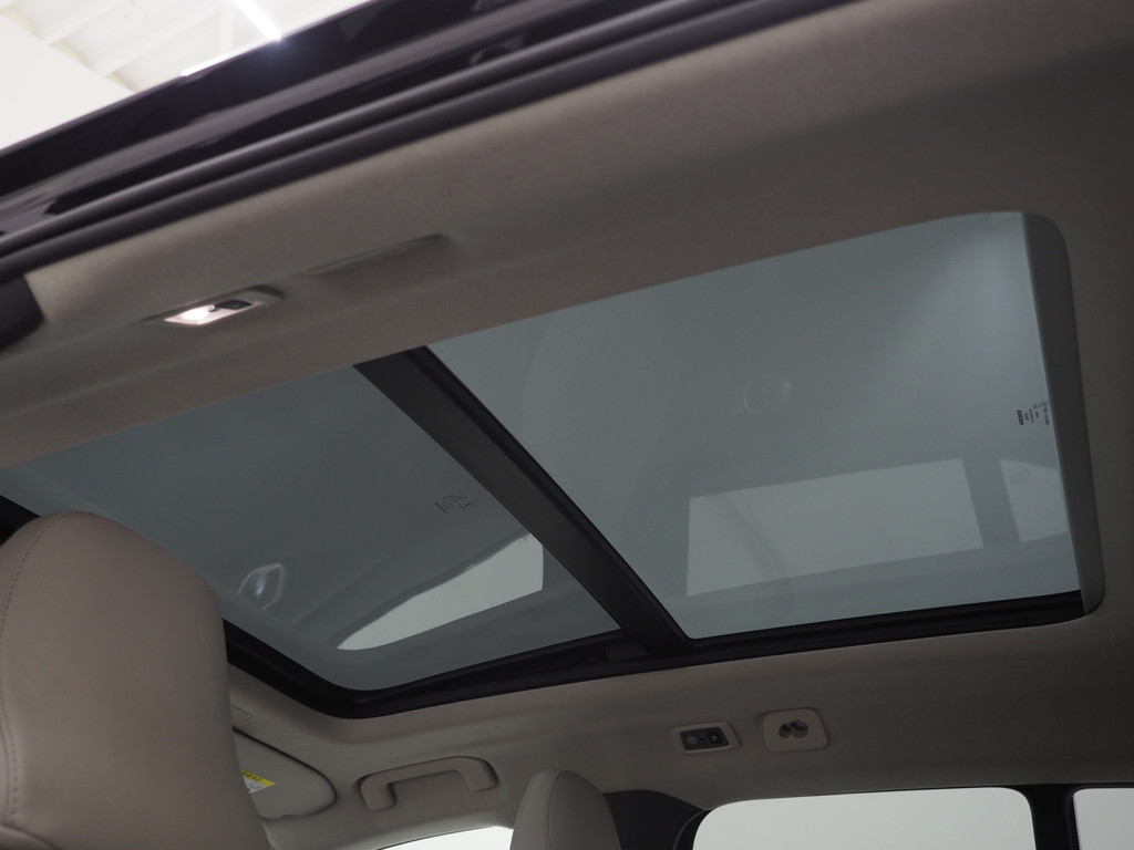 Volvo XC40 1.5 T5 Plug-in hybrid Ultimate Dark 85