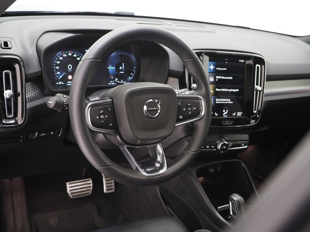 Volvo XC40 1.5 T5 Recharge R-Design 18