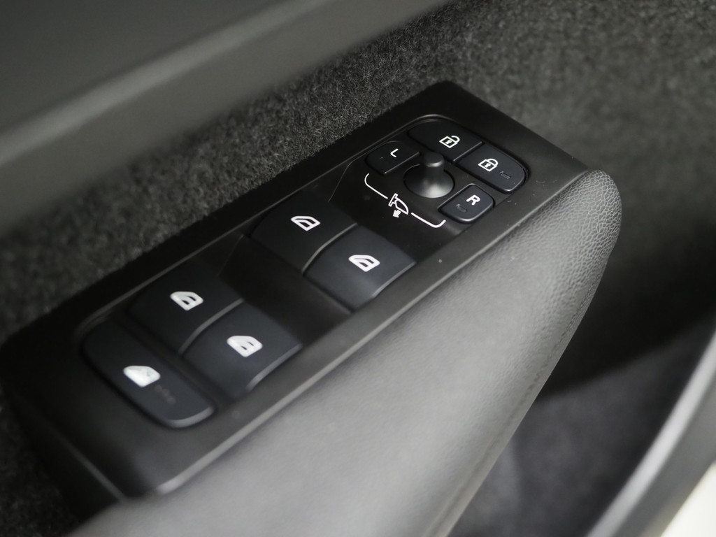 Volvo XC40 1.5 T5 Recharge R-Design 20