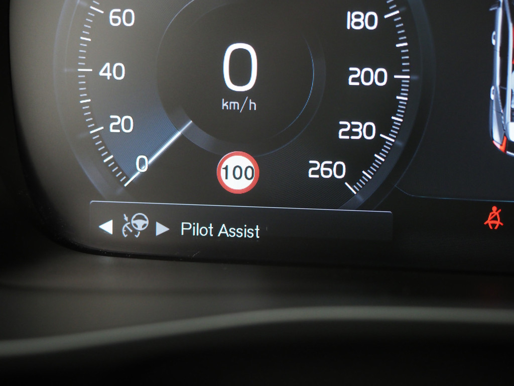 Volvo XC40 1.5 T5 Recharge R-Design 27