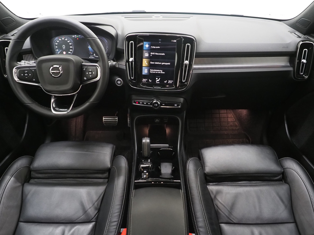 Volvo XC40 1.5 T5 Recharge R-Design 4