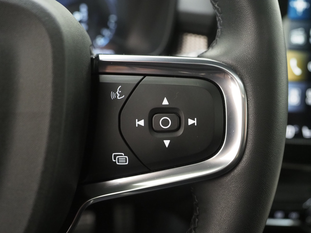 Volvo XC40 1.5 T5 Recharge R-Design 71