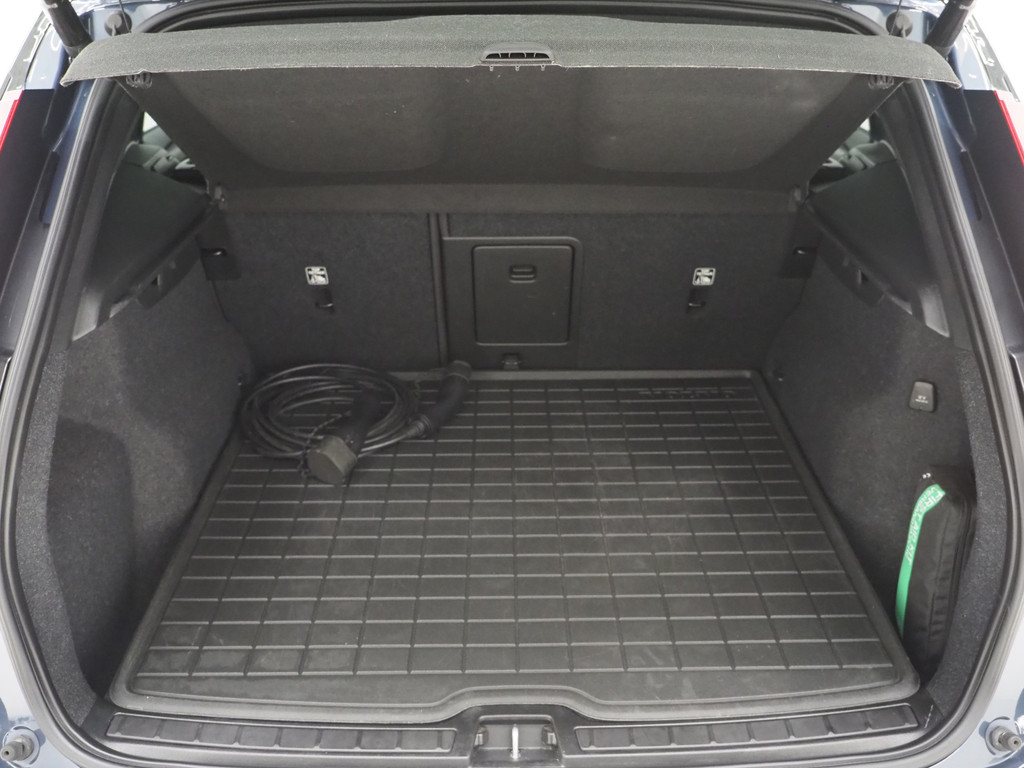 Volvo XC40 1.5 T5 Recharge R-Design 88