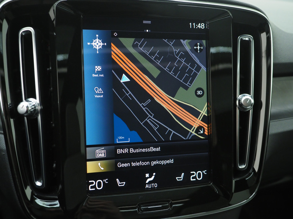 Volvo XC40 1.5 T5 Plug-in hybrid Ultimate Dark 32