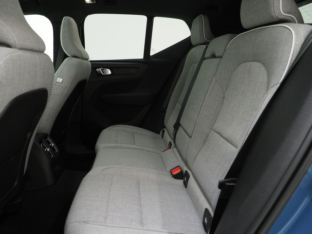 Volvo XC40 1.5 T5 Plug-in hybrid Ultimate Dark 42