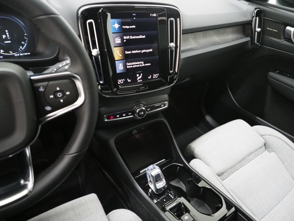 Volvo XC40 1.5 T5 Plug-in hybrid Ultimate Dark 87