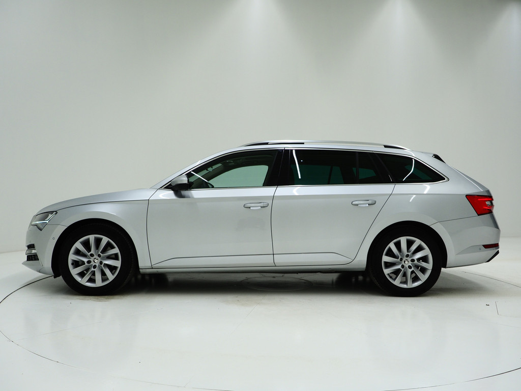 Škoda Superb Combi 1.4 TSI iV Style 43
