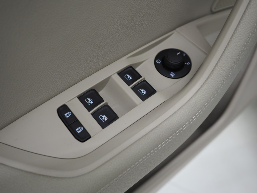 Škoda Superb Combi 1.4 TSI iV Style 60