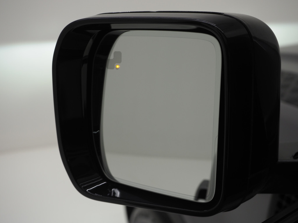 Land Rover Defender 110 2.0 P400e 16