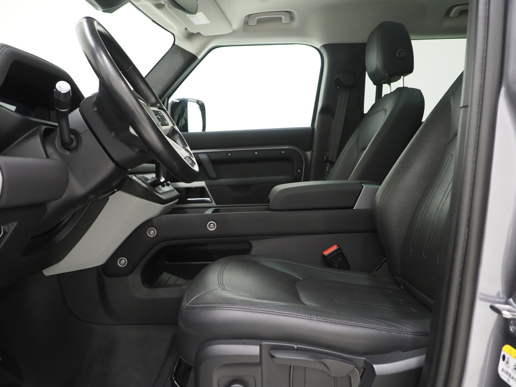 Land Rover Defender 110 2.0 P400e 59