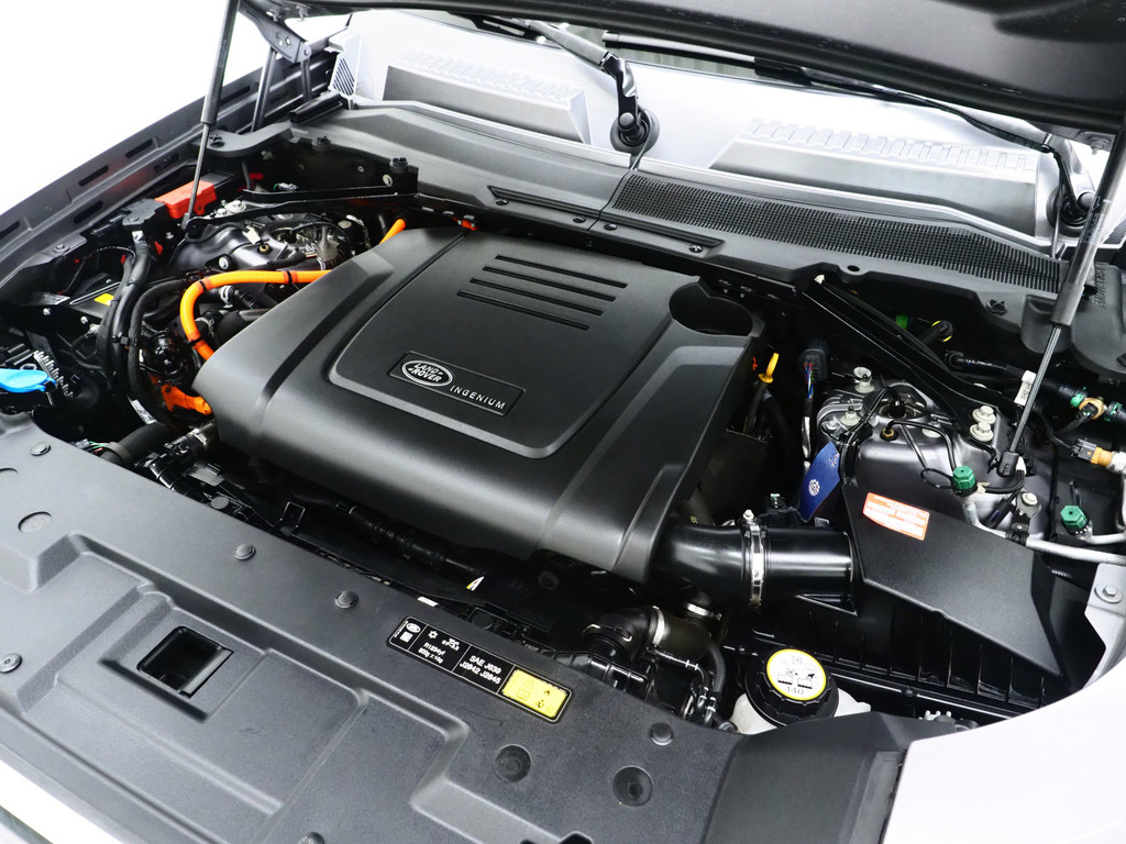 Land Rover Defender 110 2.0 P400e 6