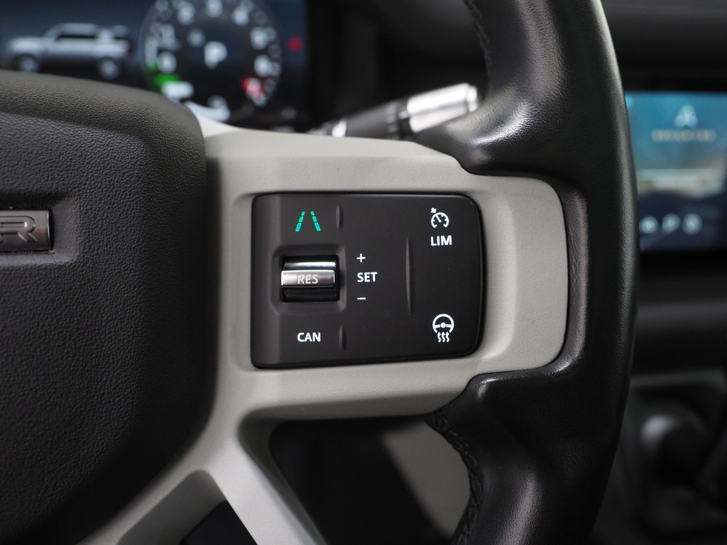 Land Rover Defender 110 2.0 P400e 66