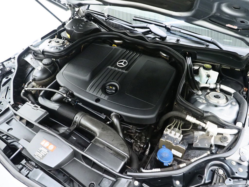 Mercedes-Benz E-Klasse Estate 250 CDI Prestige Avantgarde 5