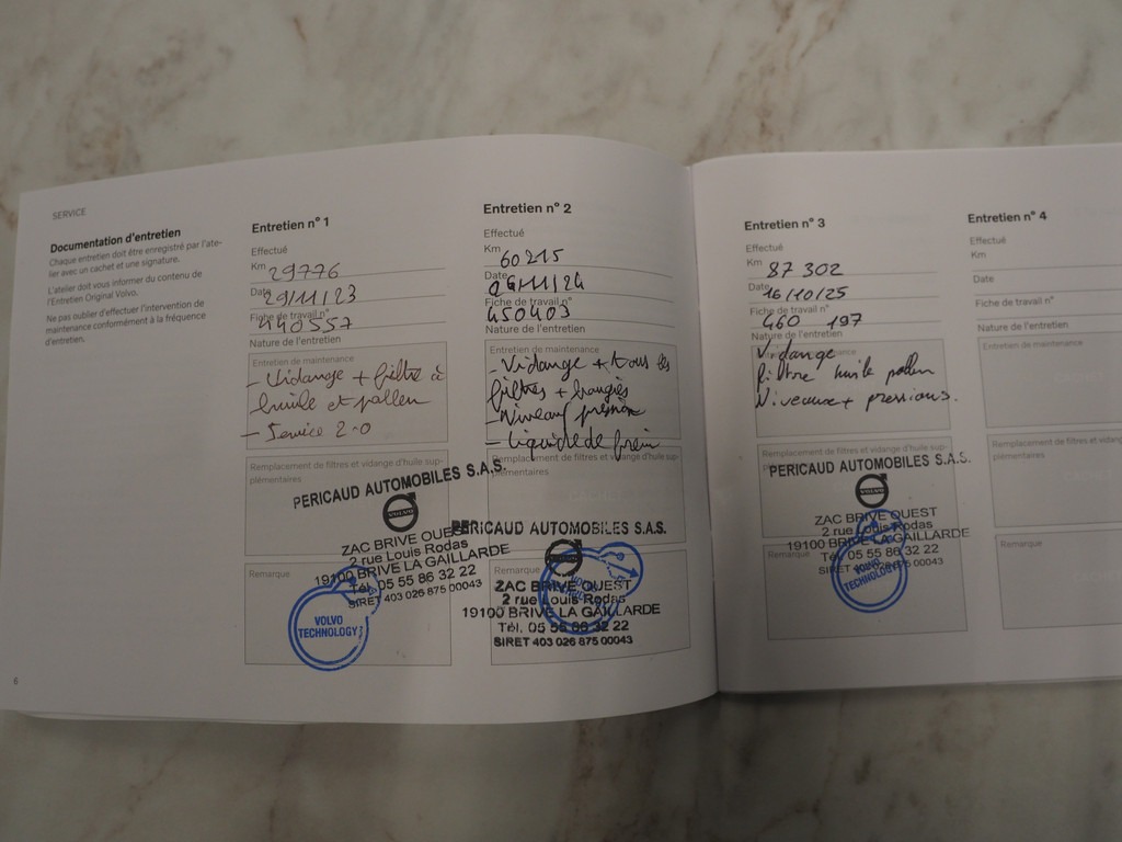 Volvo XC60 2.0 T6 Plug-in Hybrid AWD Plus Dark Long Range 49