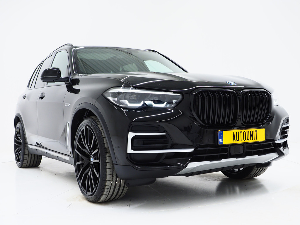 BMW X5 xDrive45e High Executive 10