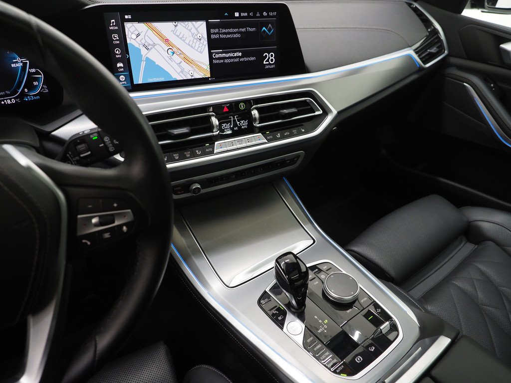 BMW X5 xDrive45e High Executive 34