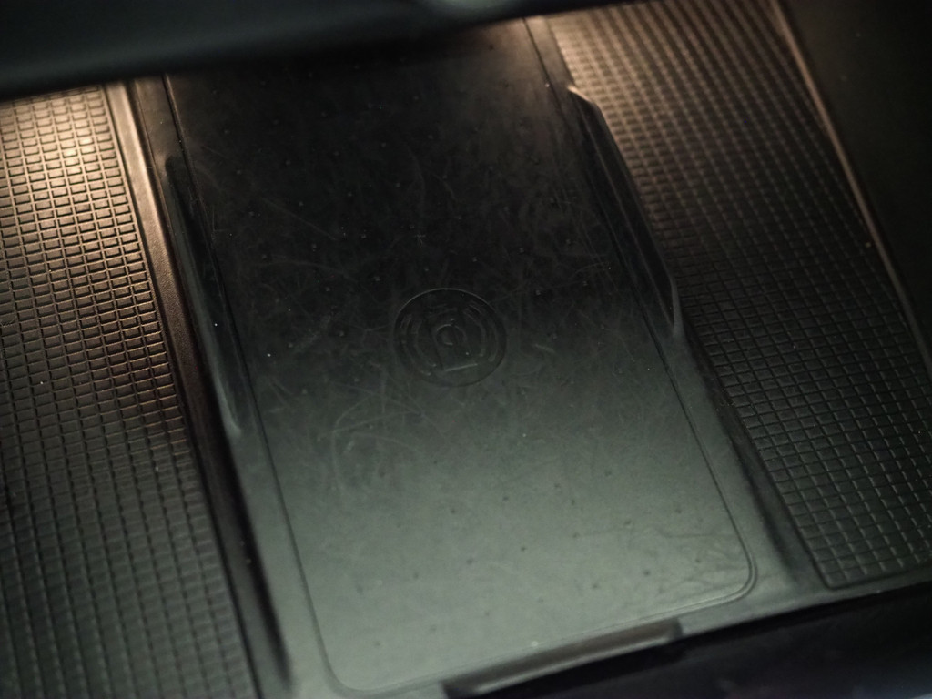 Volvo XC40 1.5 T5 Plug-in hybrid Ultimate Dark 36