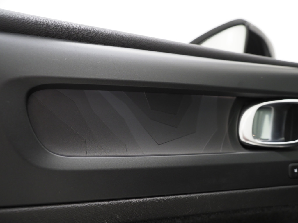 Volvo XC40 1.5 T5 Plug-in hybrid Ultimate Dark 63