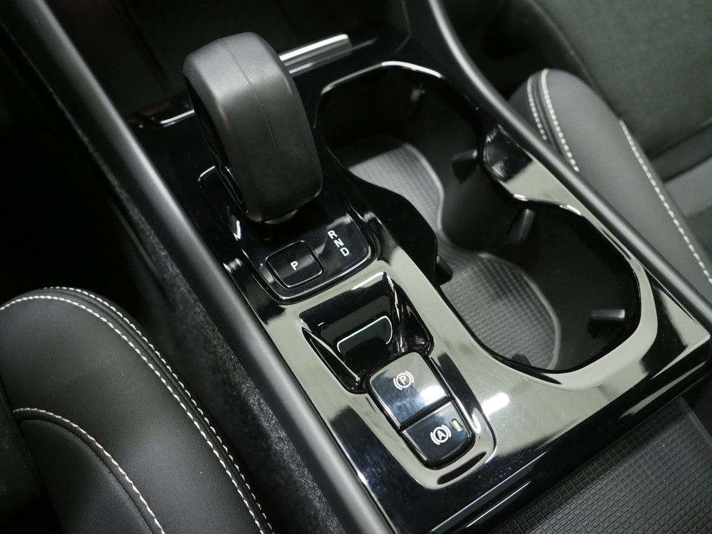 Volvo XC40 1.5 T5 Plug-in hybrid Ultimate Dark 81