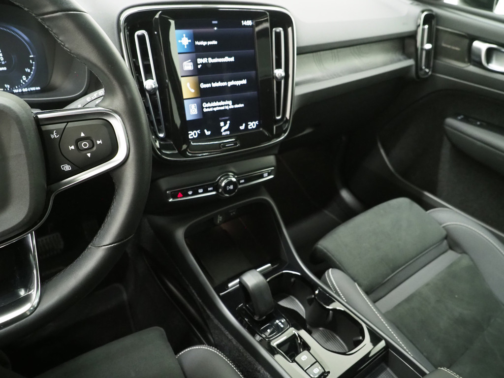 Volvo XC40 1.5 T5 Plug-in hybrid Ultimate Dark 82