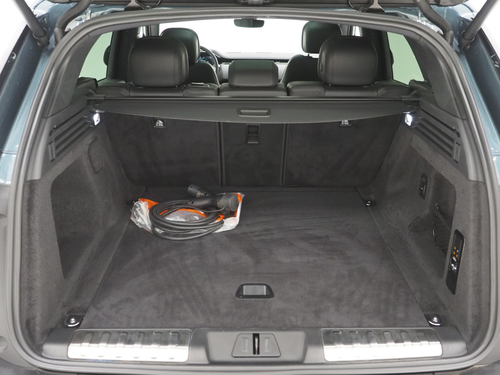 Land Rover Range Rover Sport 3.0 P460e Dynamic SE PHEV 41