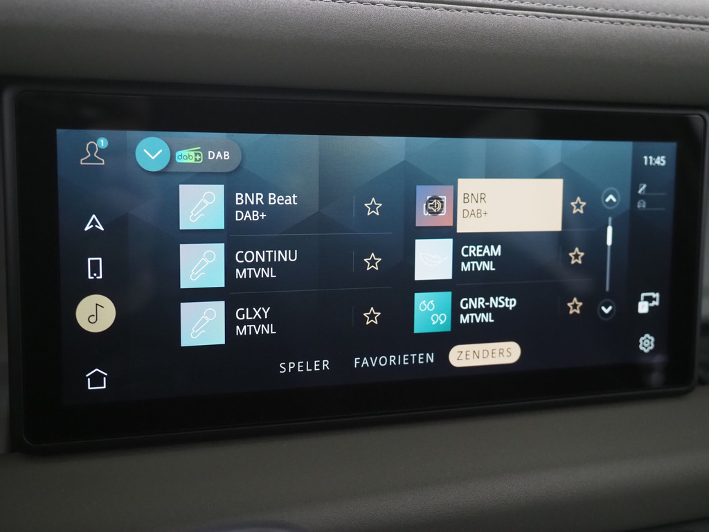 Land Rover Defender 110 2.0 P400e Urban 31