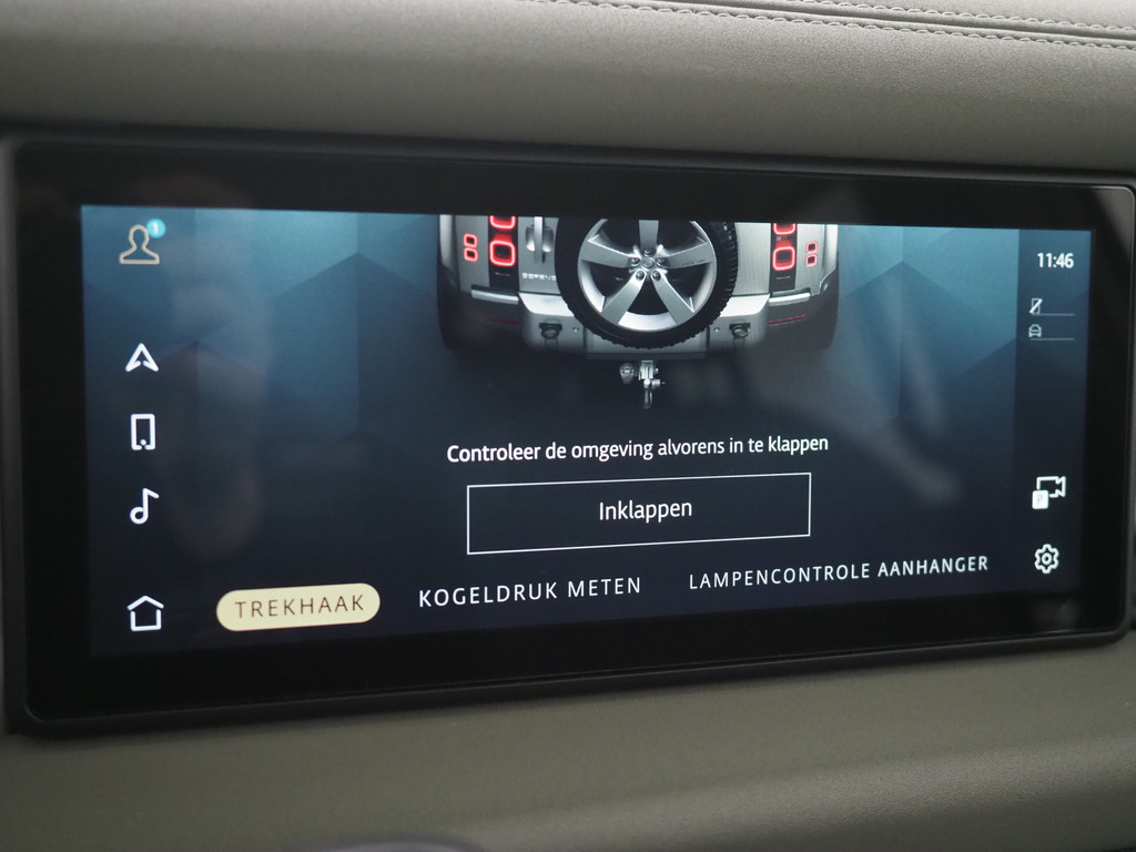 Land Rover Defender 110 2.0 P400e Urban 36