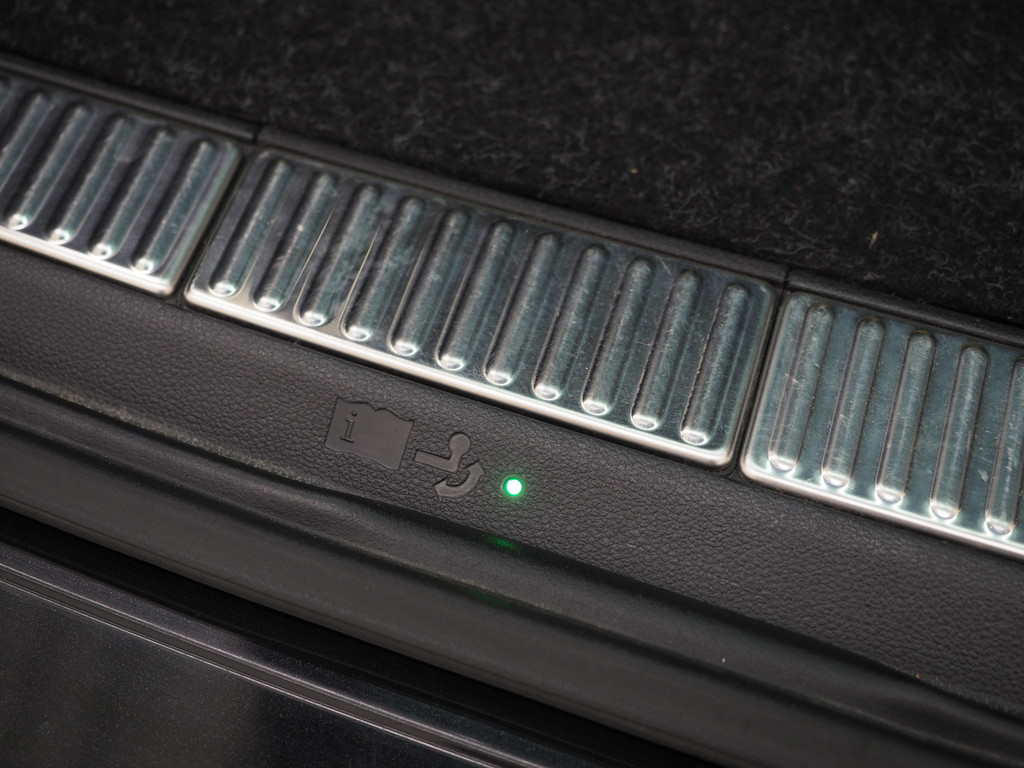 Škoda Superb Combi 1.4 TSI iV Sportline 39