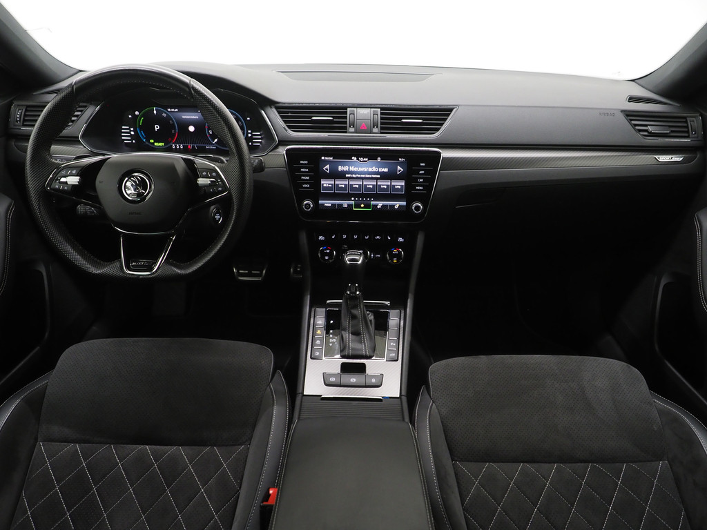 Škoda Superb Combi 1.4 TSI iV Sportline 4