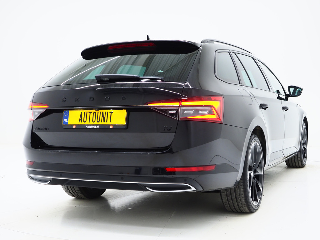 Škoda Superb Combi 1.4 TSI iV Sportline 49