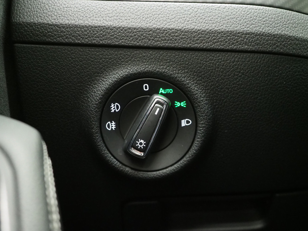 Škoda Superb Combi 1.4 TSI iV Sportline 60