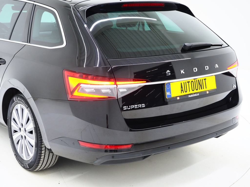 Škoda Superb Combi 1.4 TSI iV 218PK Style 13