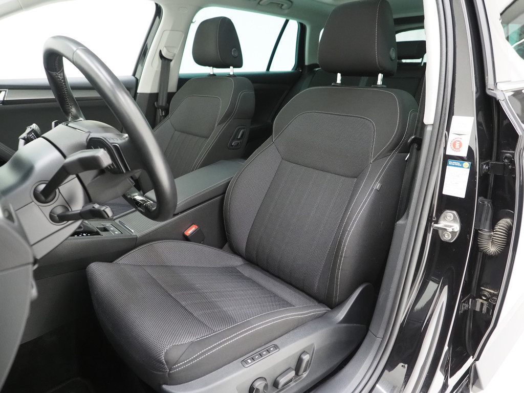 Škoda Superb Combi 1.4 TSI iV 218PK Style 3