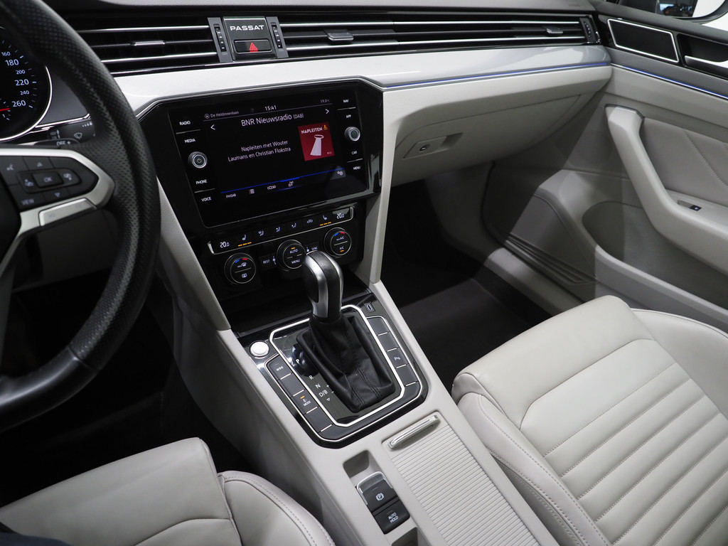 Volkswagen Passat Variant 1.4 TSI PHEV GTE 33