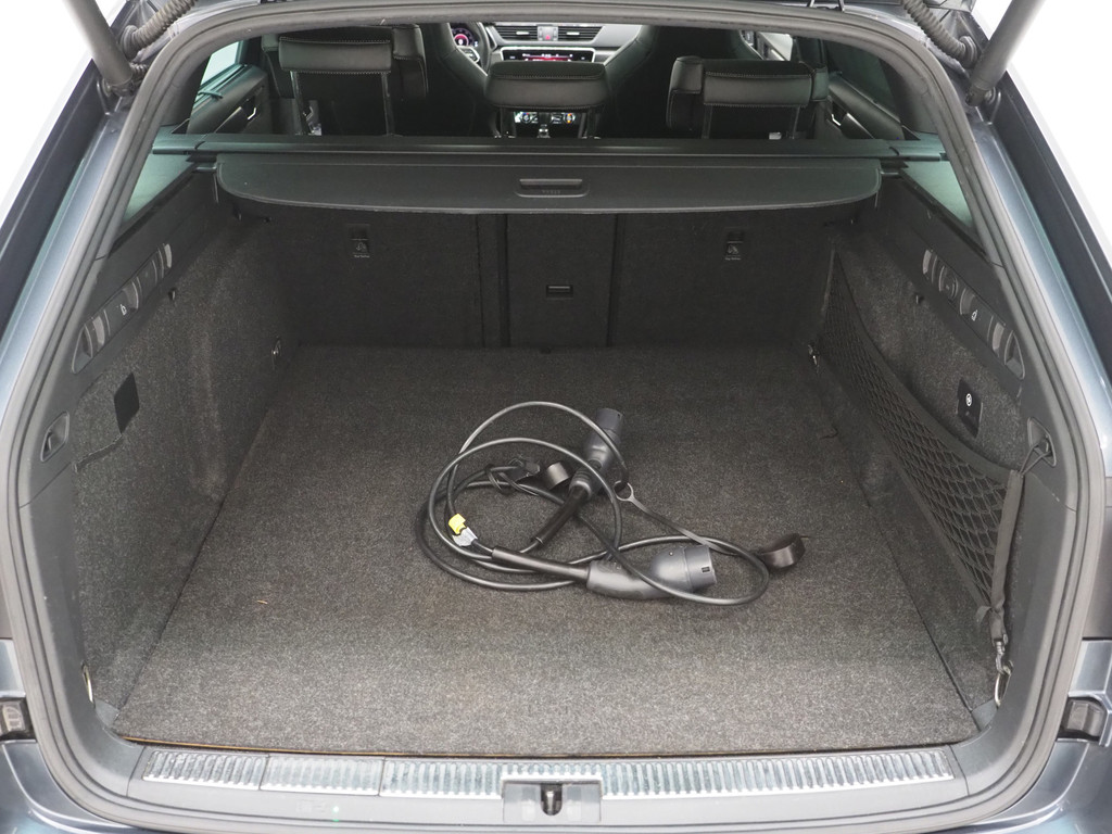 Škoda Superb Combi 1.4 TSI iV Sportline 39