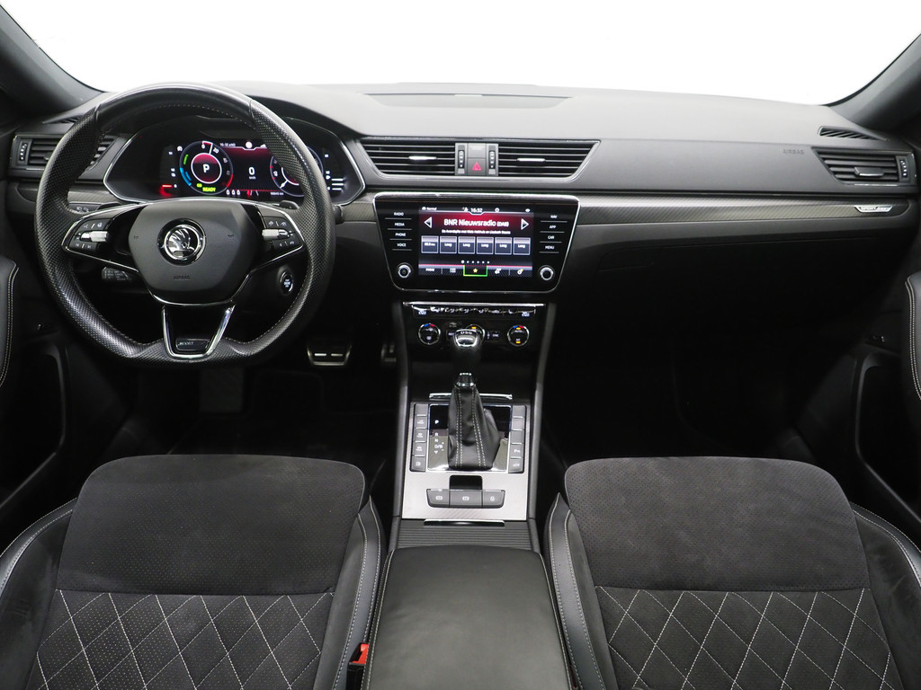 Škoda Superb Combi 1.4 TSI iV Sportline 4