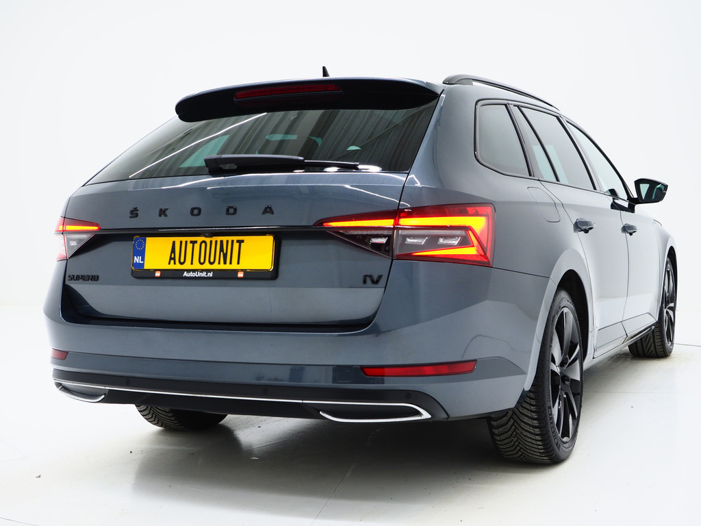 Škoda Superb Combi 1.4 TSI iV Sportline 51