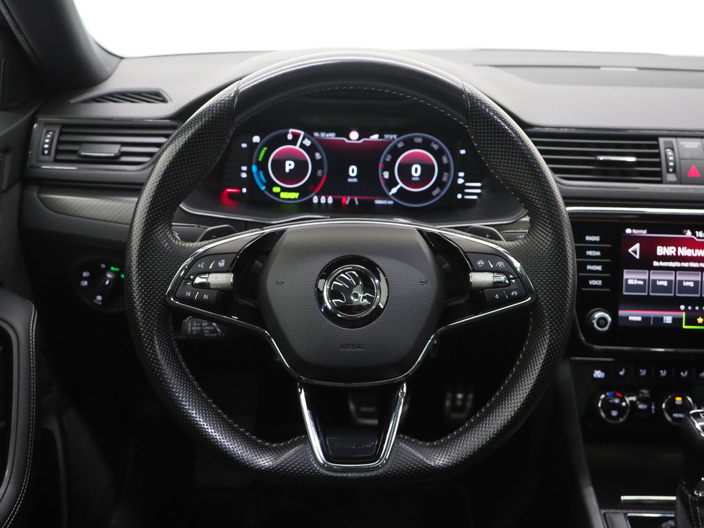 Škoda Superb Combi 1.4 TSI iV Sportline 79