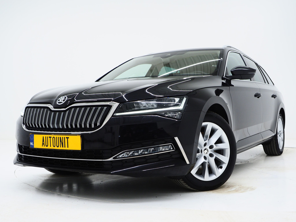 Škoda Superb Combi 1.4 TSI iV 218PK Style 44