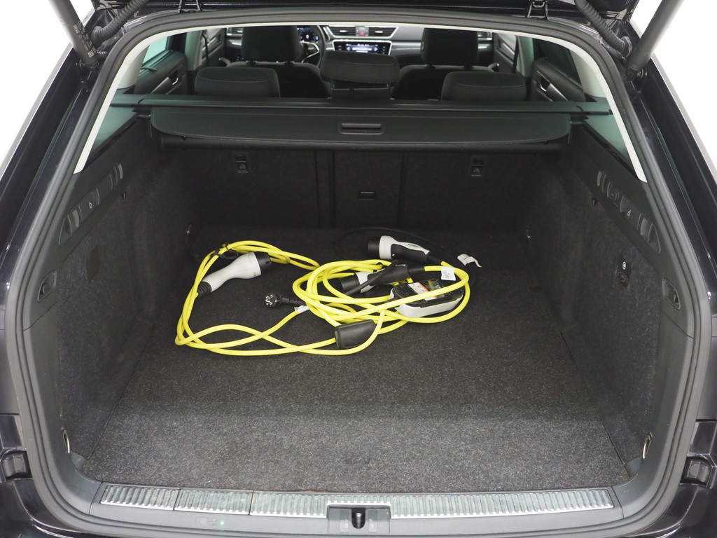 Škoda Superb Combi 1.4 TSI iV 218PK Style 84