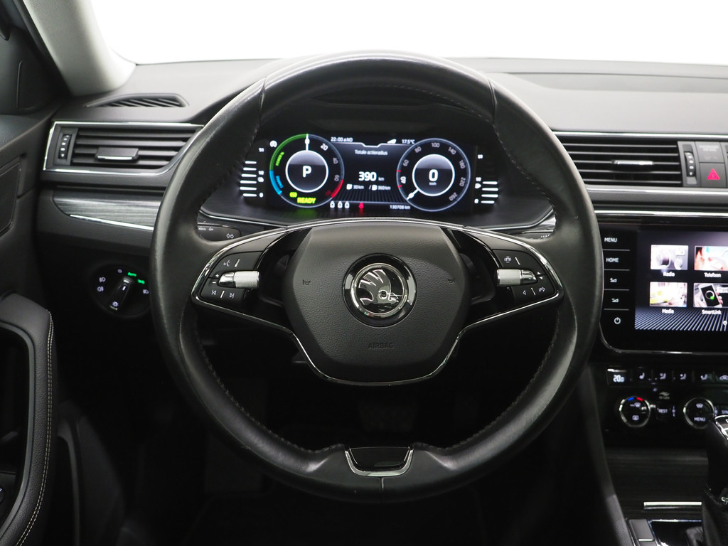 Škoda Superb Combi 1.4 TSI iV 218PK 36