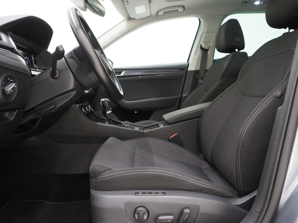 Škoda Superb Combi 1.4 TSI iV 218PK 56