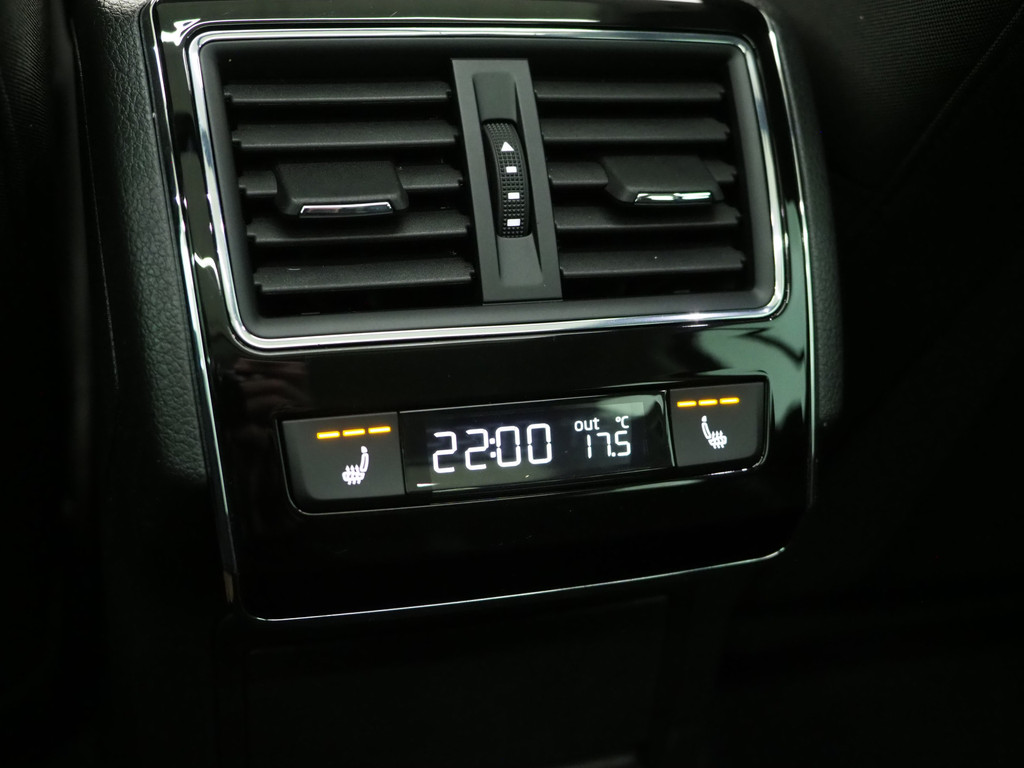 Škoda Superb Combi 1.4 TSI iV 218PK 75