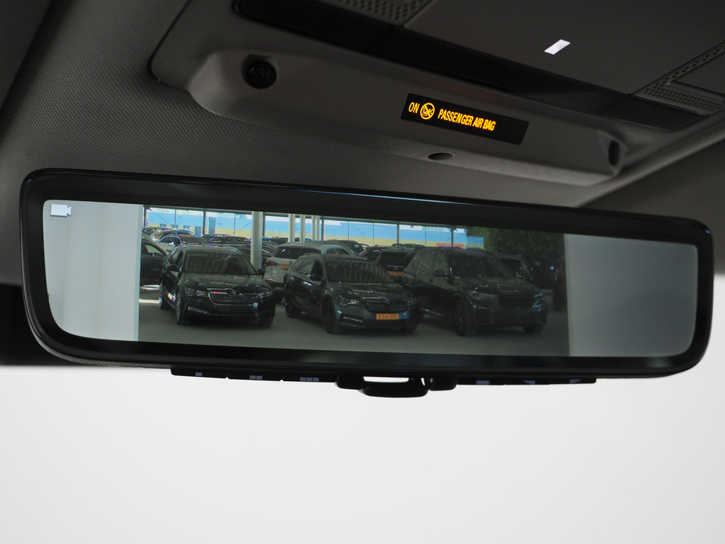 Land Rover Defender 110 2.0 P400e SE 27