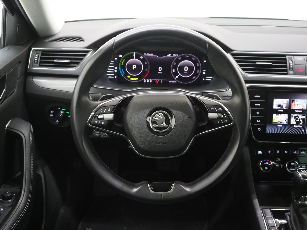 Škoda Superb Combi 1.4 TSI iV 218PK Style 37