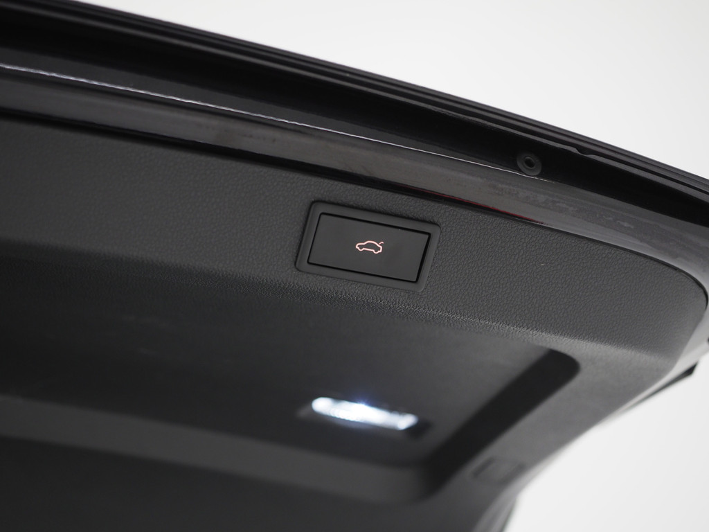 Škoda Superb Combi 1.4 TSI iV 218PK Style 40