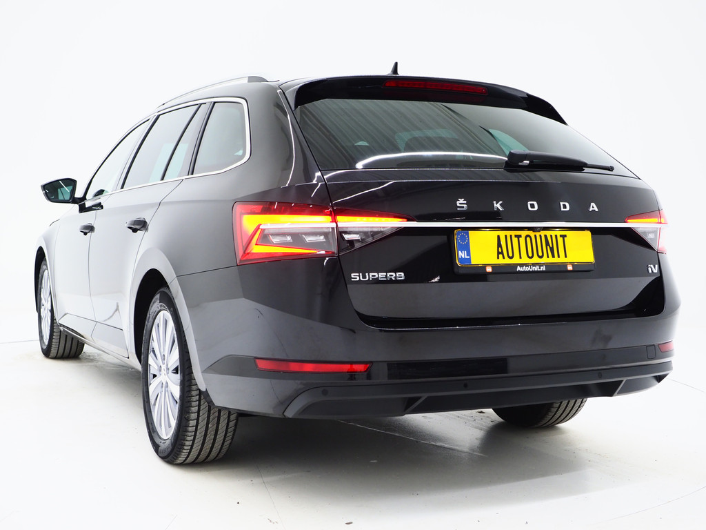 Škoda Superb Combi 1.4 TSI iV 218PK Style 45