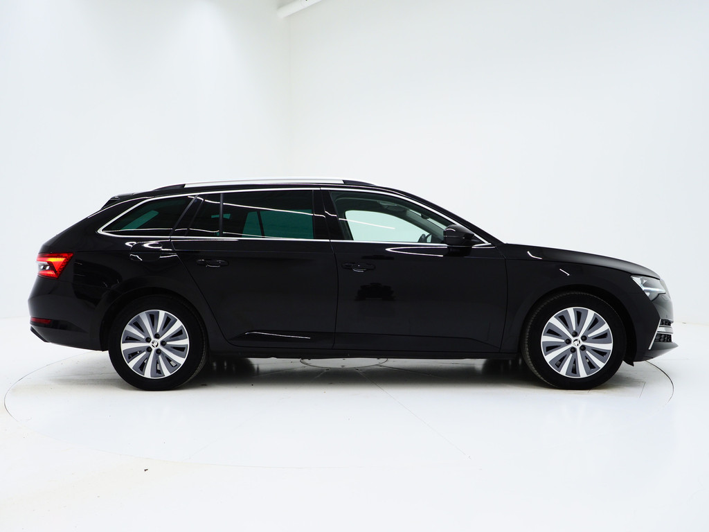 Škoda Superb Combi 1.4 TSI iV 218PK Style 52