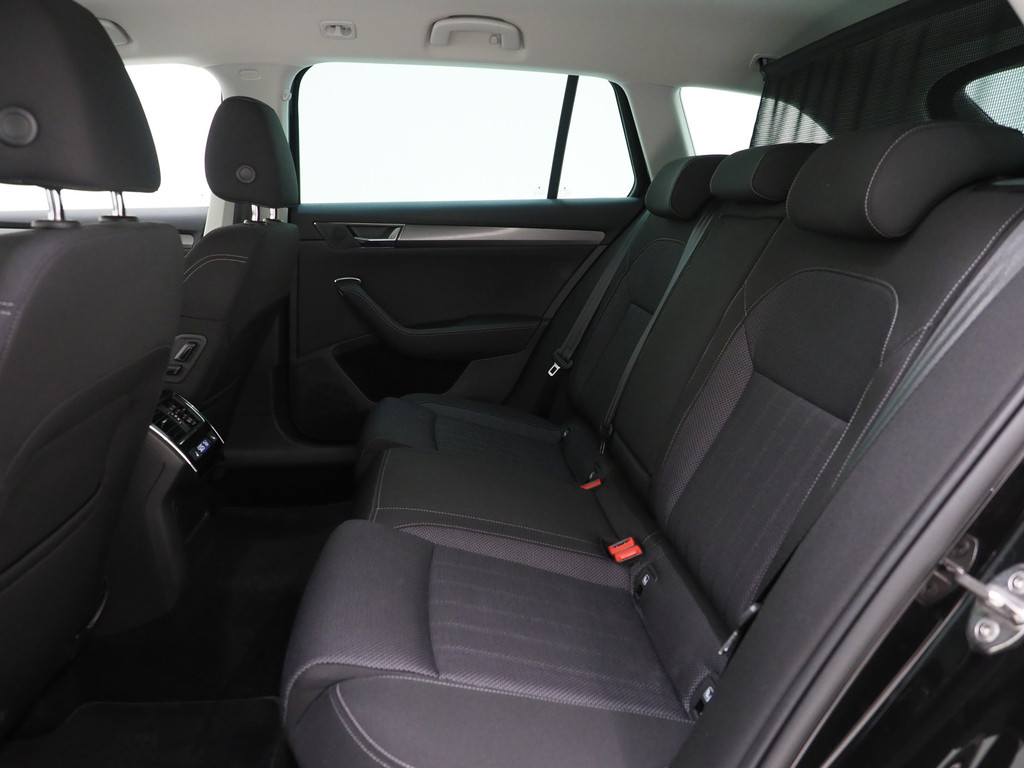 Škoda Superb Combi 1.4 TSI iV 218PK Style 81